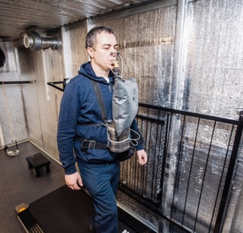 Testing of self-rescuers with tested subjects